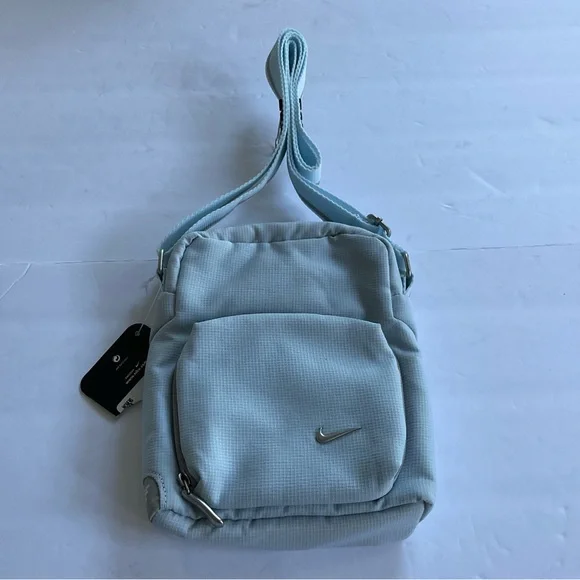 Nike shoulder cross bag. Light blue. - Picture 2 of 5